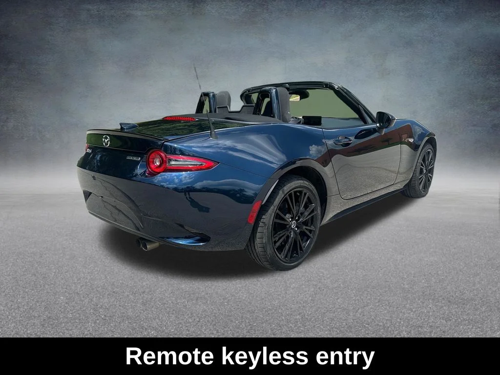 Used 2025 Blue Mazda Club image 6