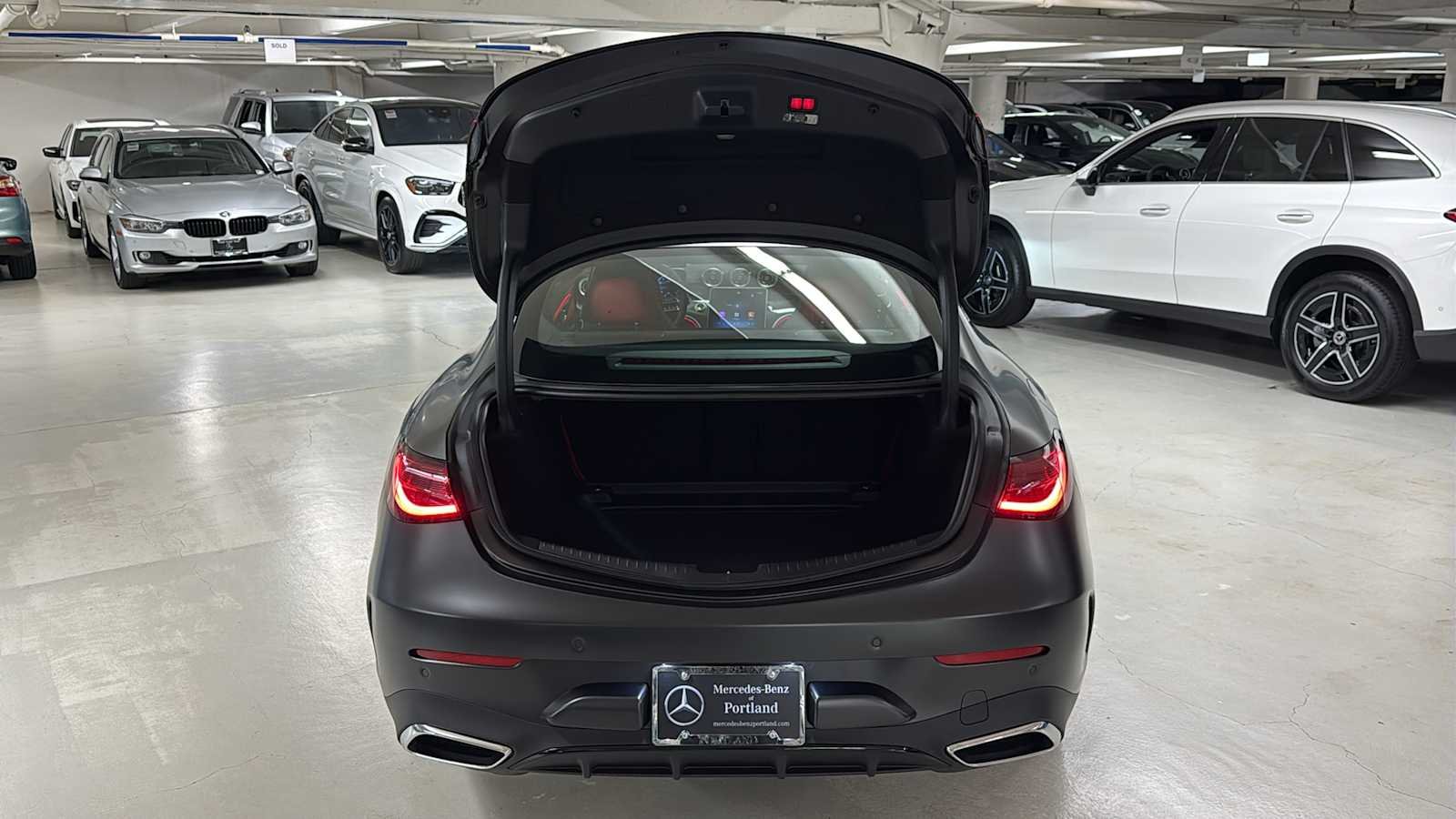 New 2027 MANUFAKTUR exclusive graphite grey magno Mercedes-Benz CLE 300 image 31