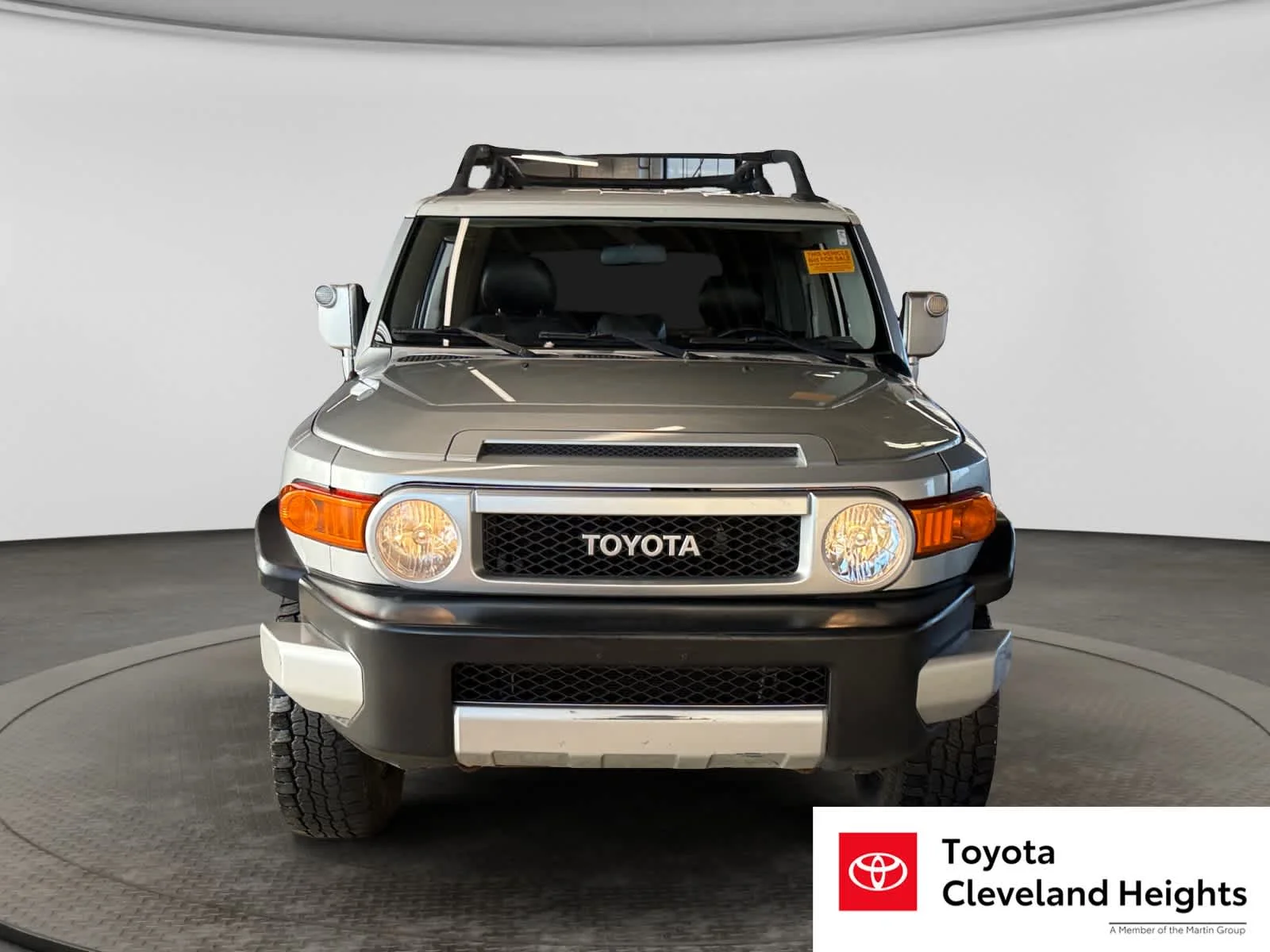 Used 2008 Toyota FJ Cruiser Base with VIN JTEBU11F28K055924 for sale in Cleveland Heights, OH