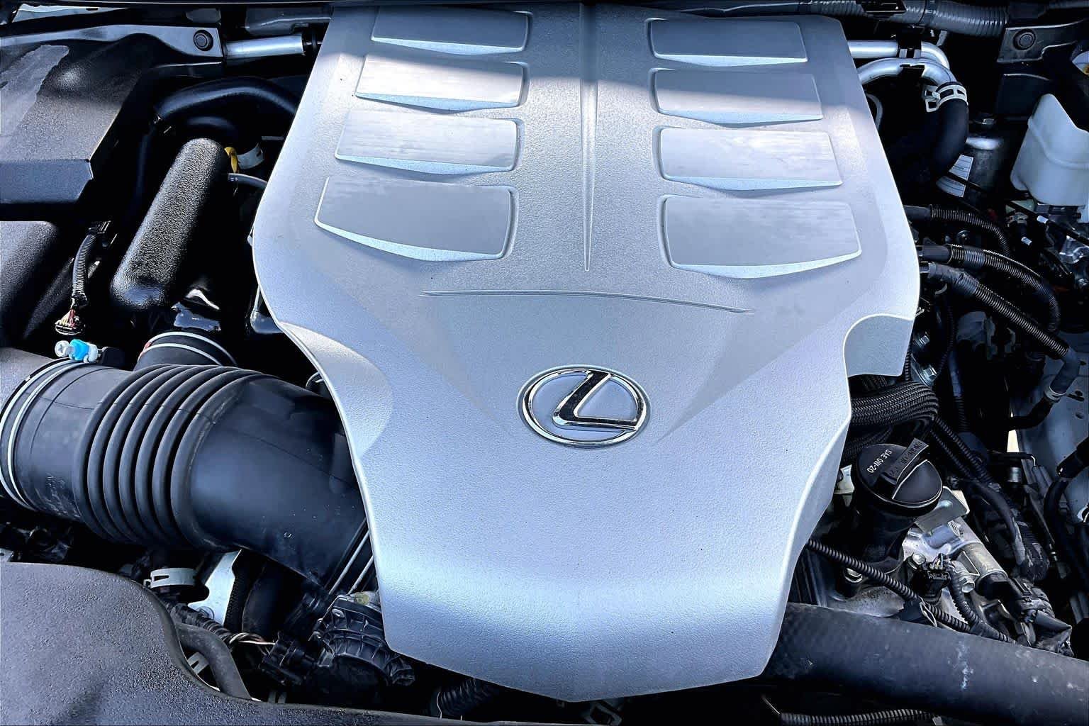 Used 2023 Eminent White Pearl Lexus Luxury image 33