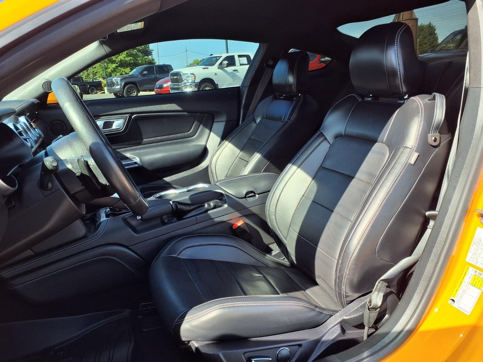 Used 2019 Orange Fury Metallic Tri-Coat Ford GT Premium image 18