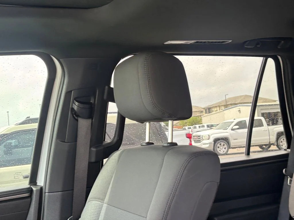 Used 2025 White Toyota SR5 image 12