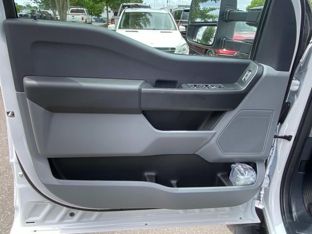 New 2026 White Ford XL image 10