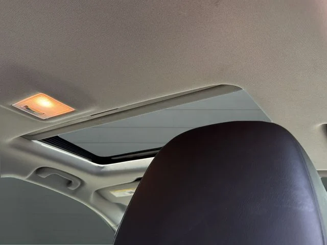 Used 2019 Red Chevrolet Premier image 11
