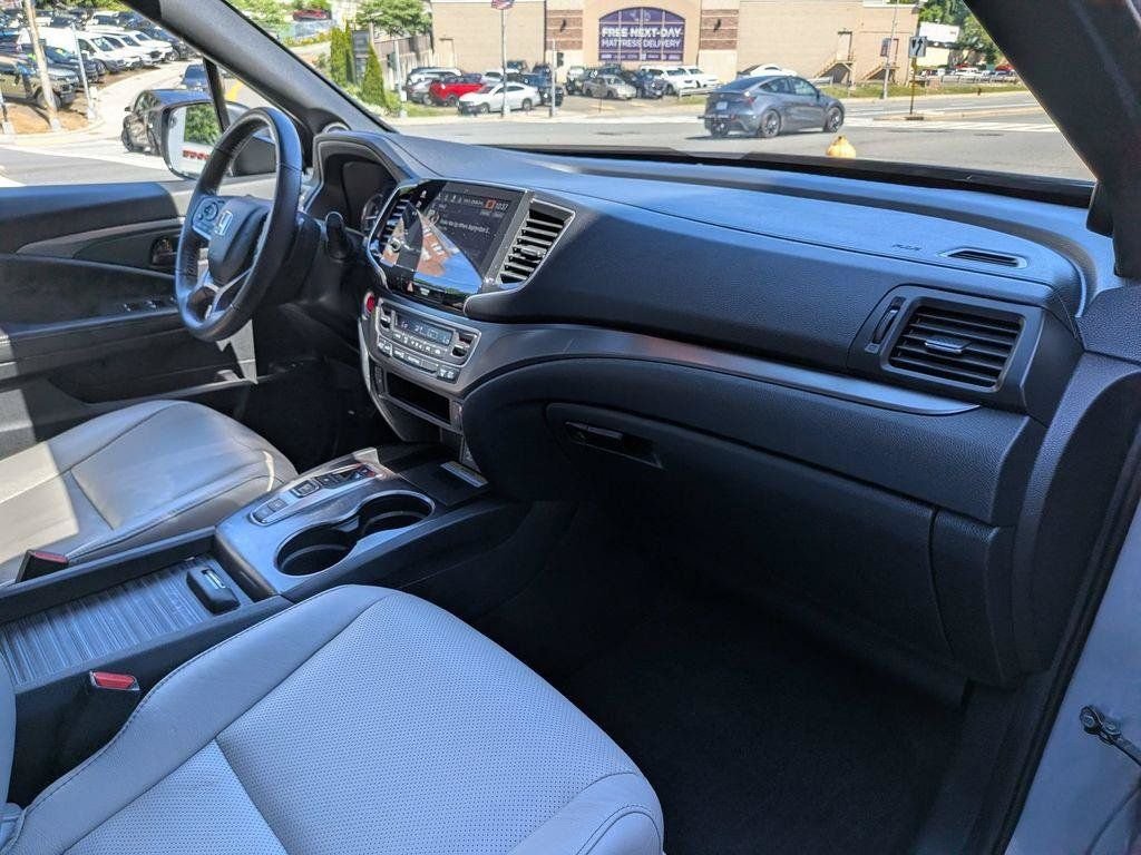 Used 2023  Honda EX-L image 27