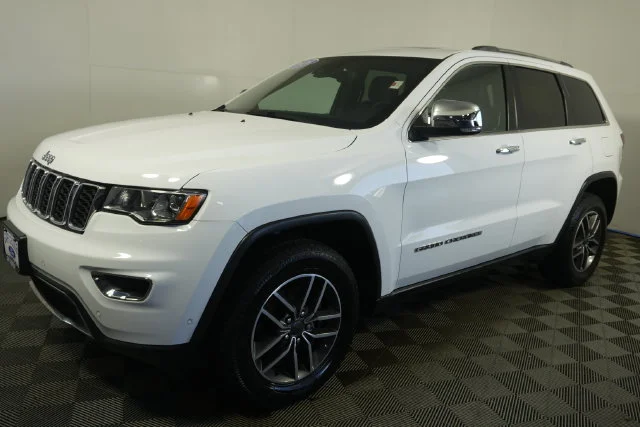 Used 2020 Bright White Clearcoat Jeep Limited image 7