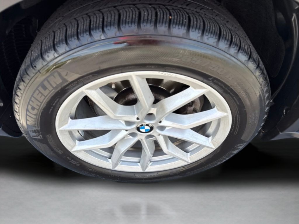 Used 2023 Dark Graphite BMW xDrive40i image 36