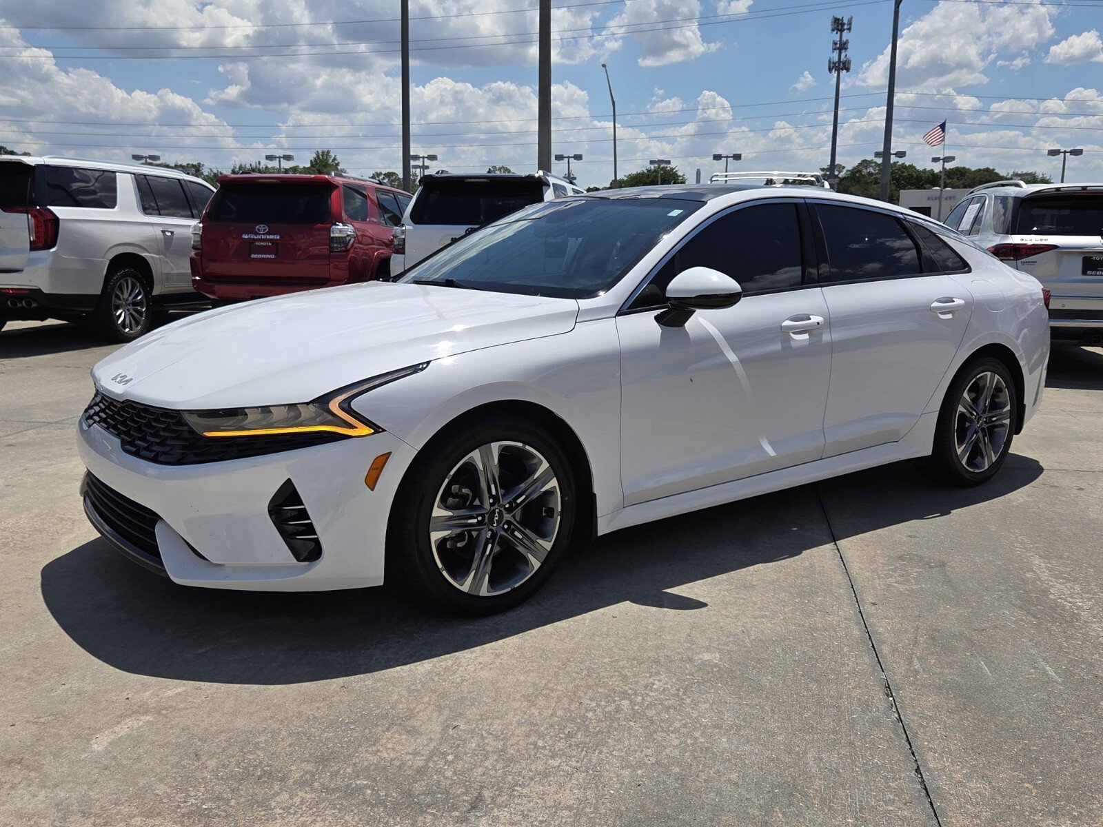 Used 2023 Glacial White Pearl Kia EX image 2