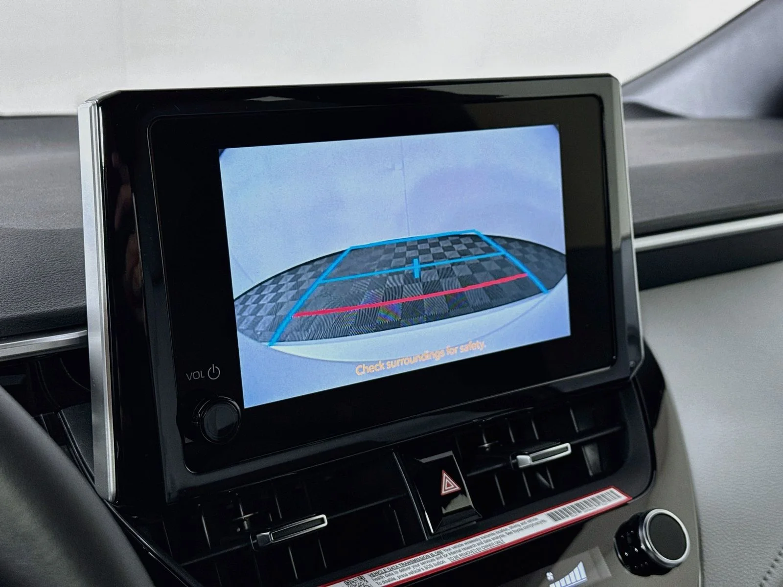 New 2027 Wind Chill Pearl <sup>1</sup> Toyota  SE image 9
