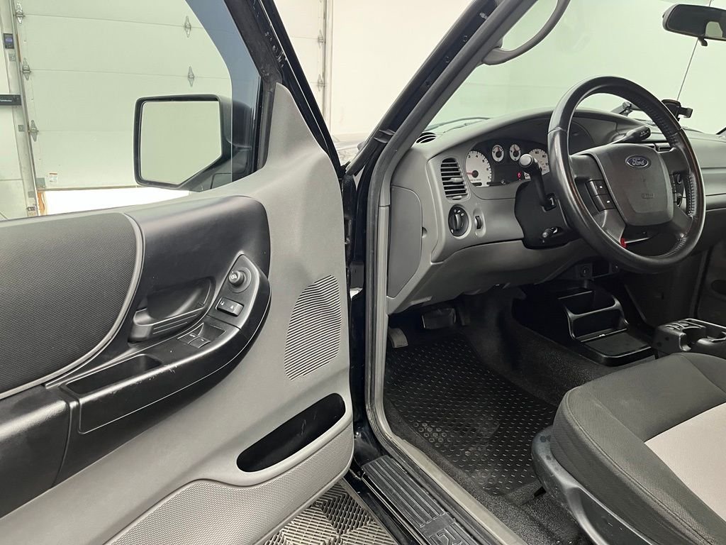 Used 2010 Black Ford XLT image 14