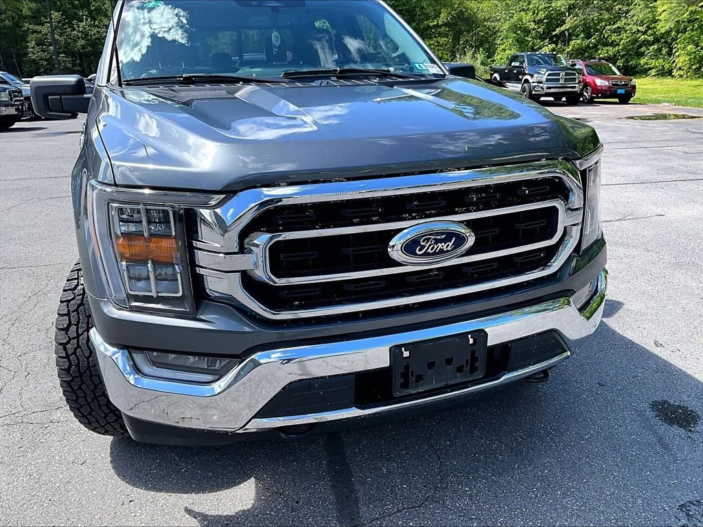 Used 2023 Gray Metallic Ford XLT image 5