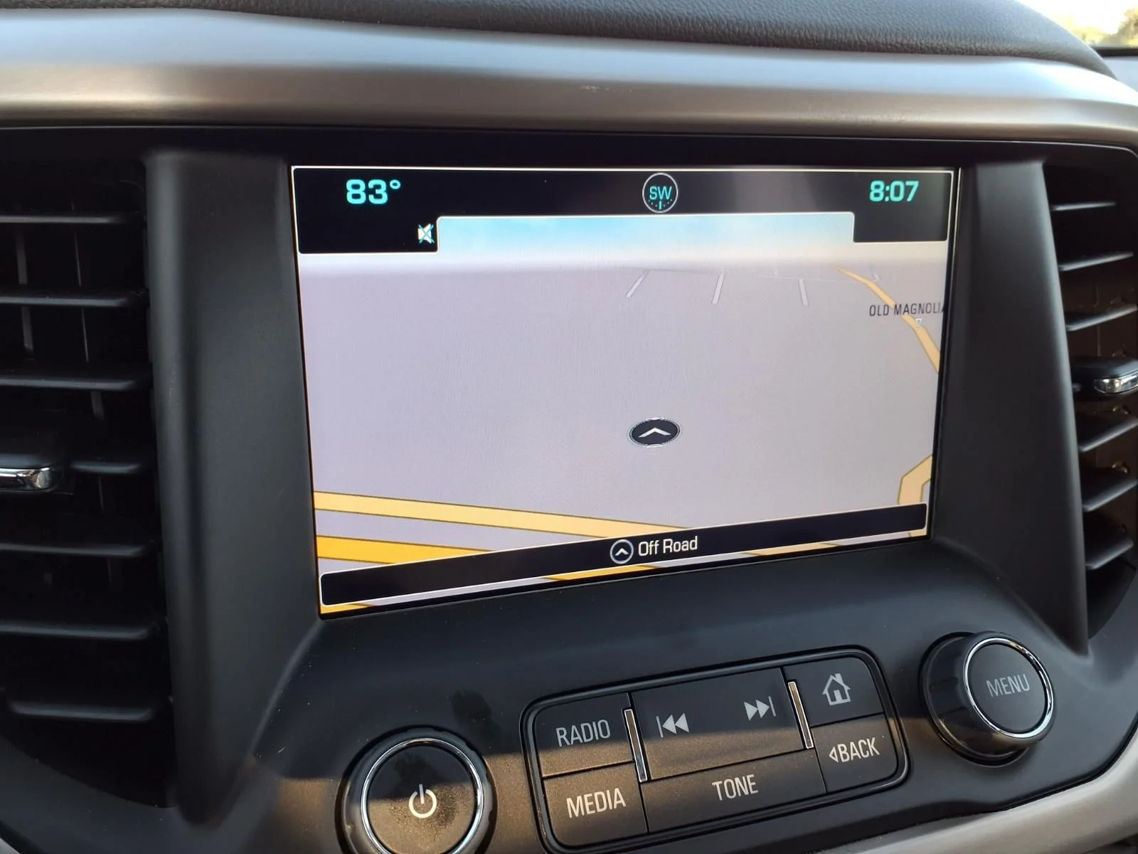 Used 2017 White GMC Denali image 11