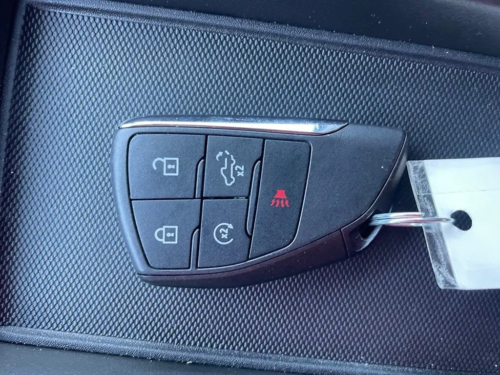 Used 2025 Gray Chevrolet Custom image 18