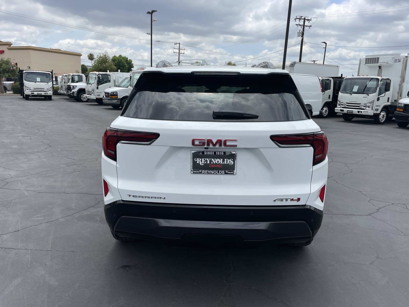New 2026 Summit White GMC AT4 image 6
