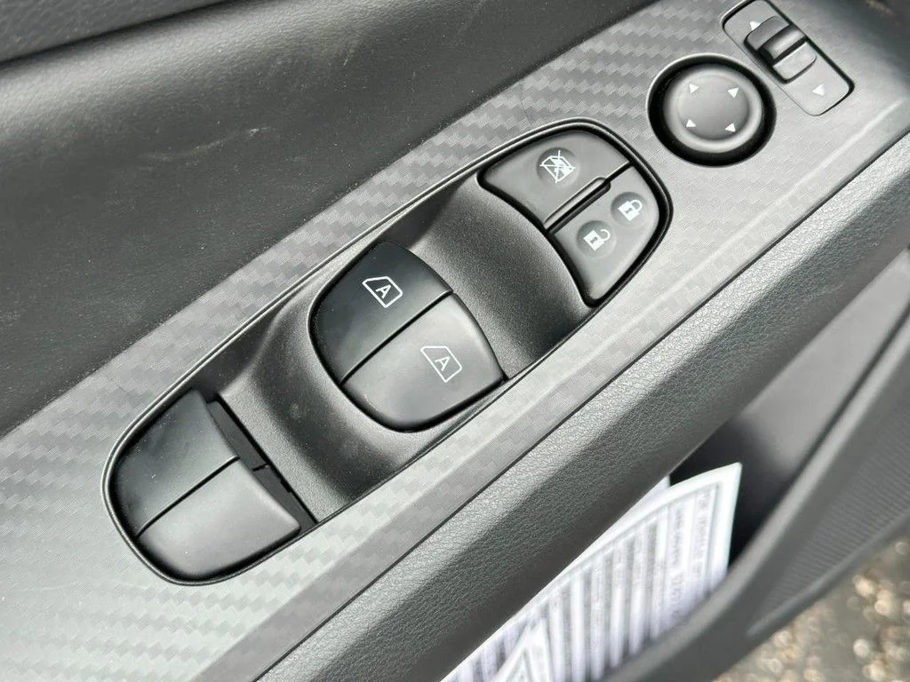 Used 2026 Black Nissan 2.5 SV image 10