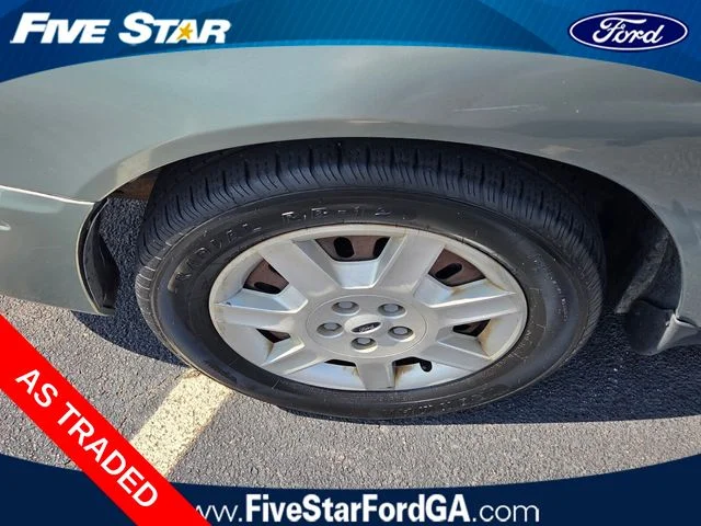 Used 2005 Green Ford SE image 10