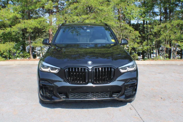 Used 2023 Black Sapphire Metallic BMW xDrive40i image 17
