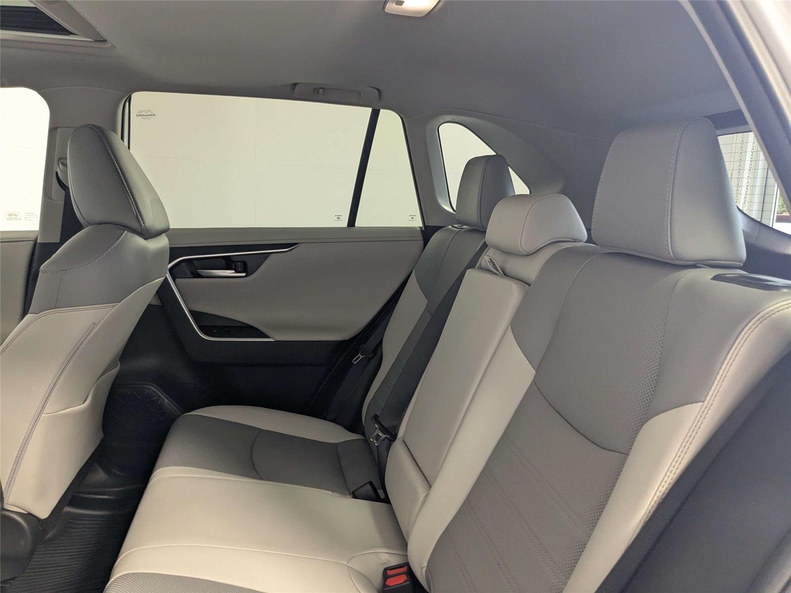 Certified Used 2024 Wind Chill Pearl Toyota Limited image 36