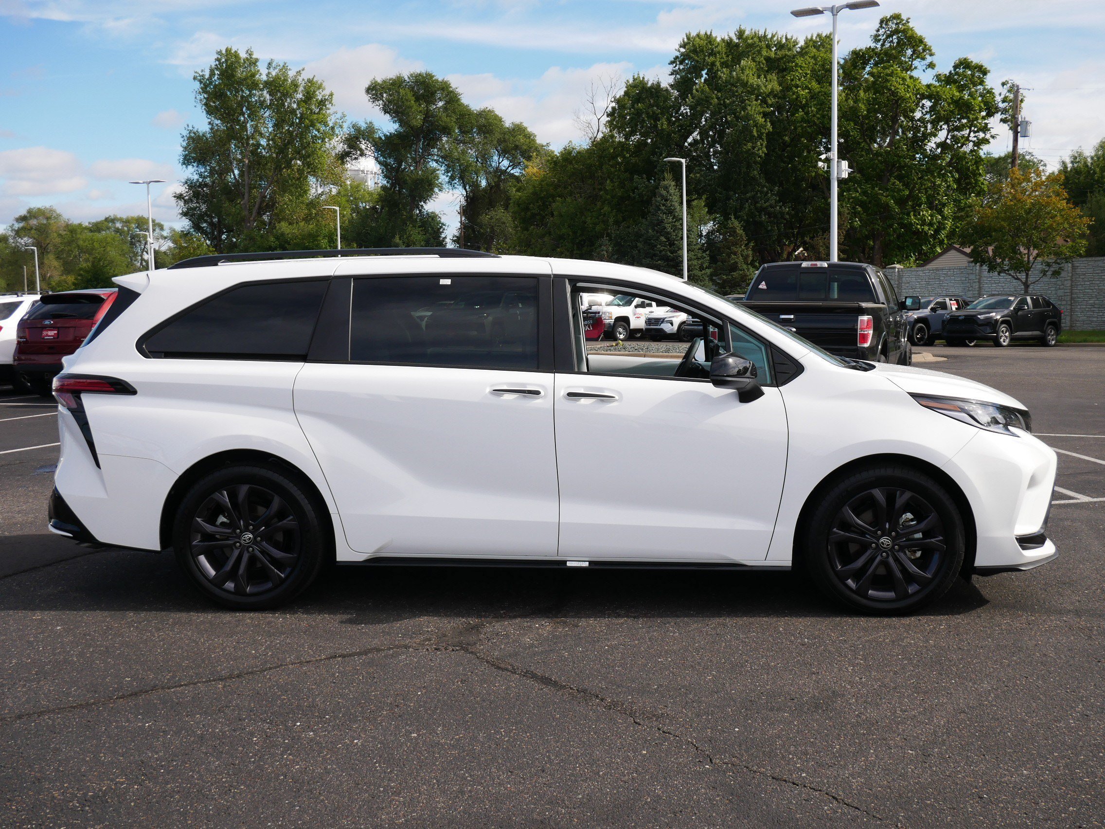 Certified Used 2026 Ice Cap Toyota XSE image 8