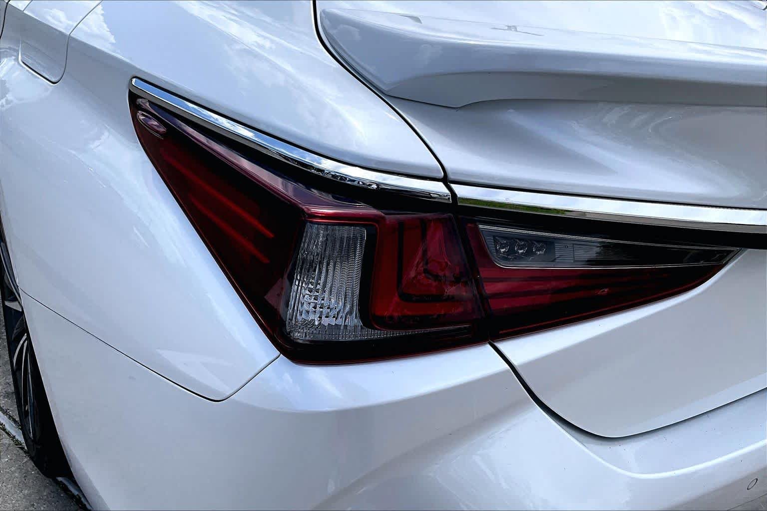 Used 2023 Eminent White Pearl Lexus  image 26
