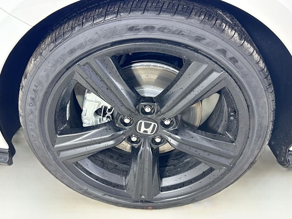 New 2026 Platinum White Pearl Honda Sport-L image 14