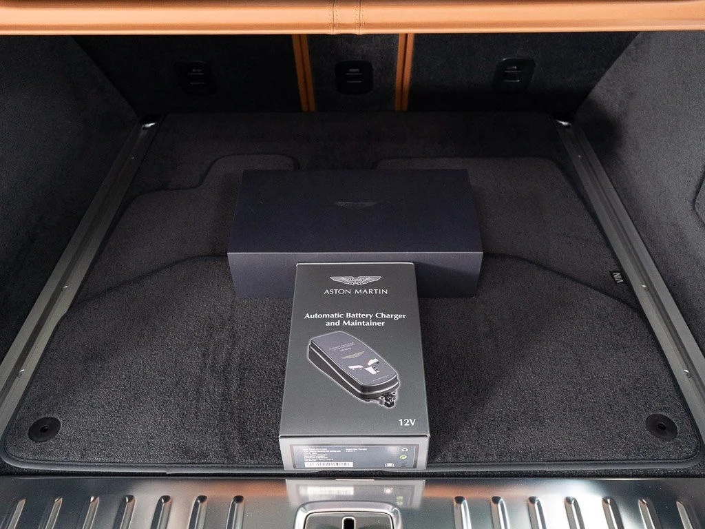 New 2026 Lightning Silver Aston Martin 707 image 44