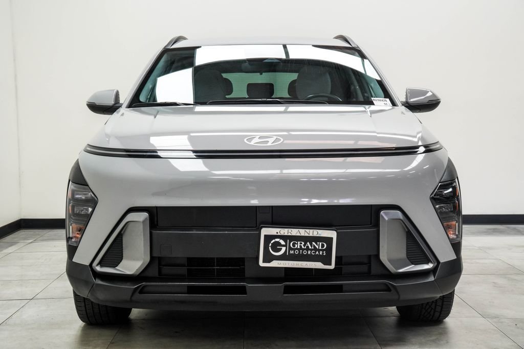 Used 2024 Gray Hyundai SEL image 6