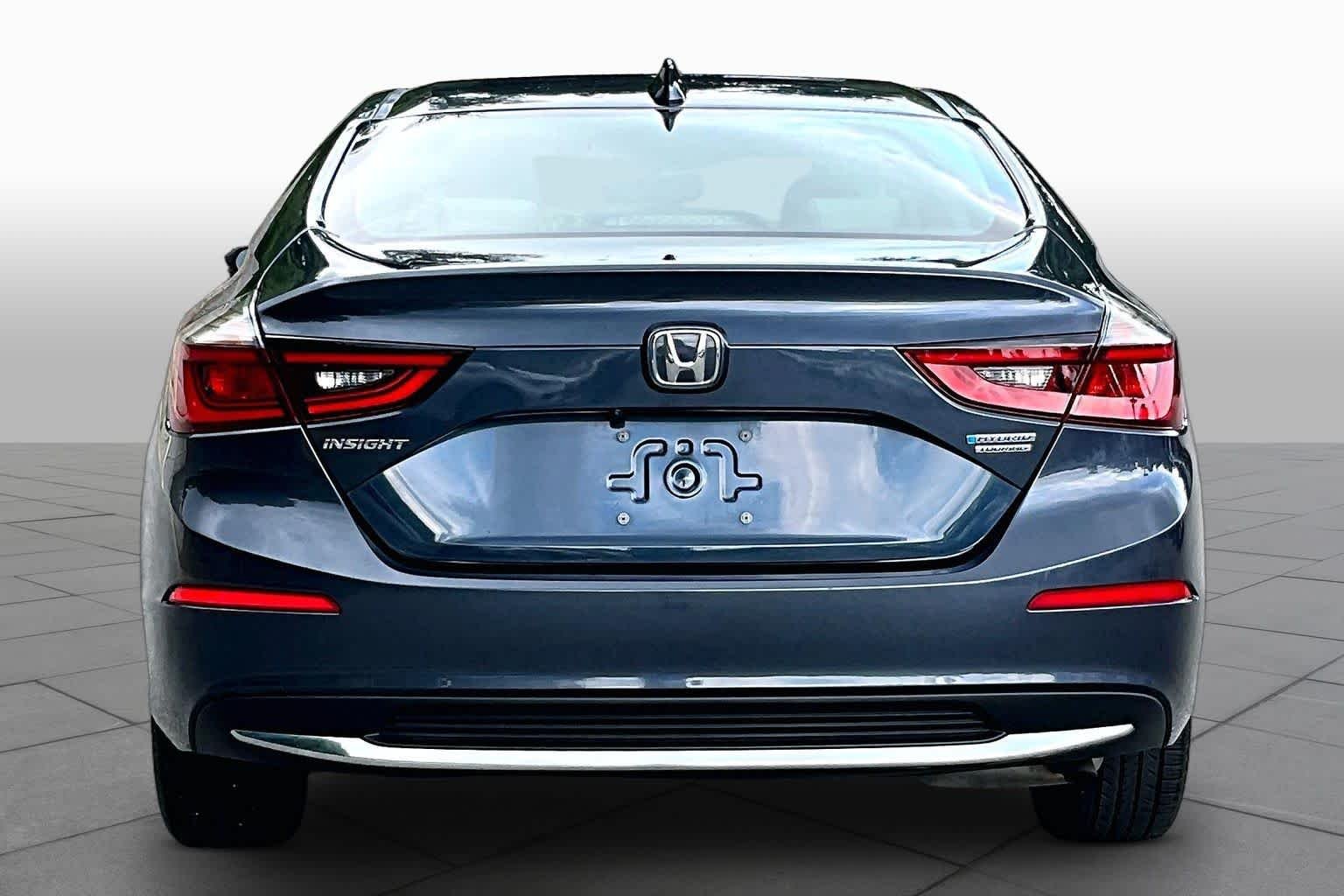 Used 2020 Cosmic Blue Metallic Honda Touring image 5