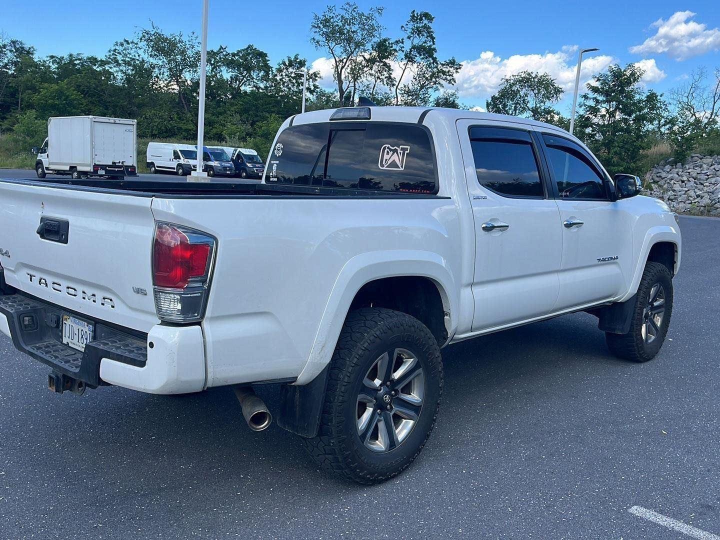 Used 2019 Super White Toyota Limited image 5