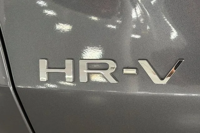 Certified Used 2025 Modern Steel Metallic Honda LX image 36