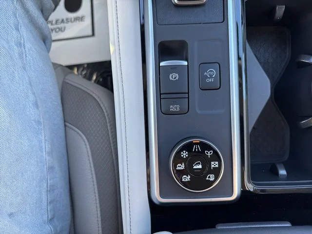 New 2026 Gun Metallic Nissan SL image 20