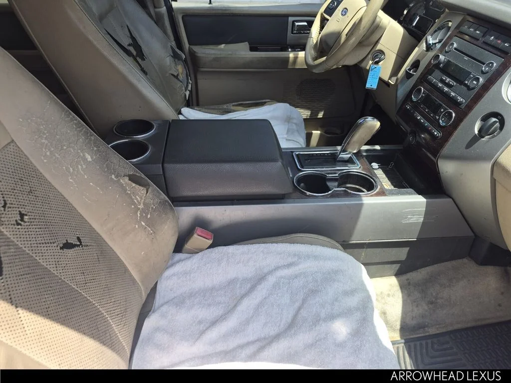 Used 2011 White Ford XLT image 16