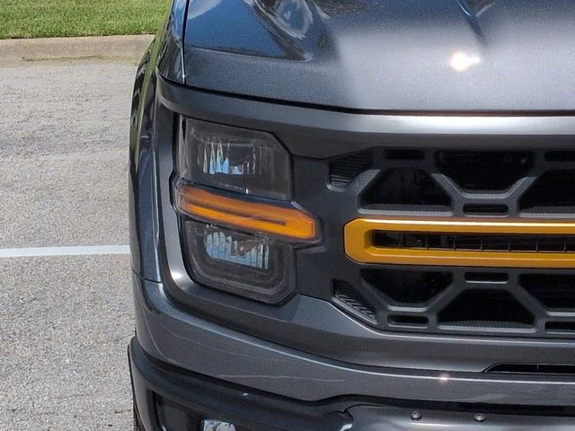 New 2026 Carbonized Gray Metallic Ford Tremor® image 10