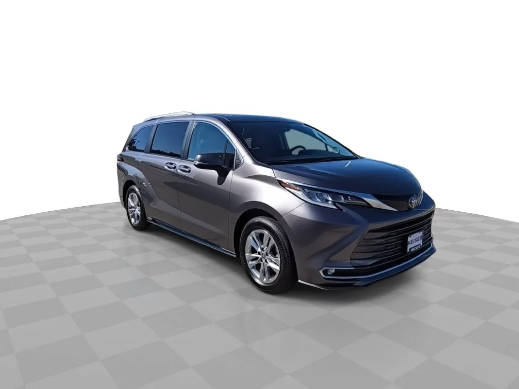 Used 2022 Gray Toyota Limited image 2
