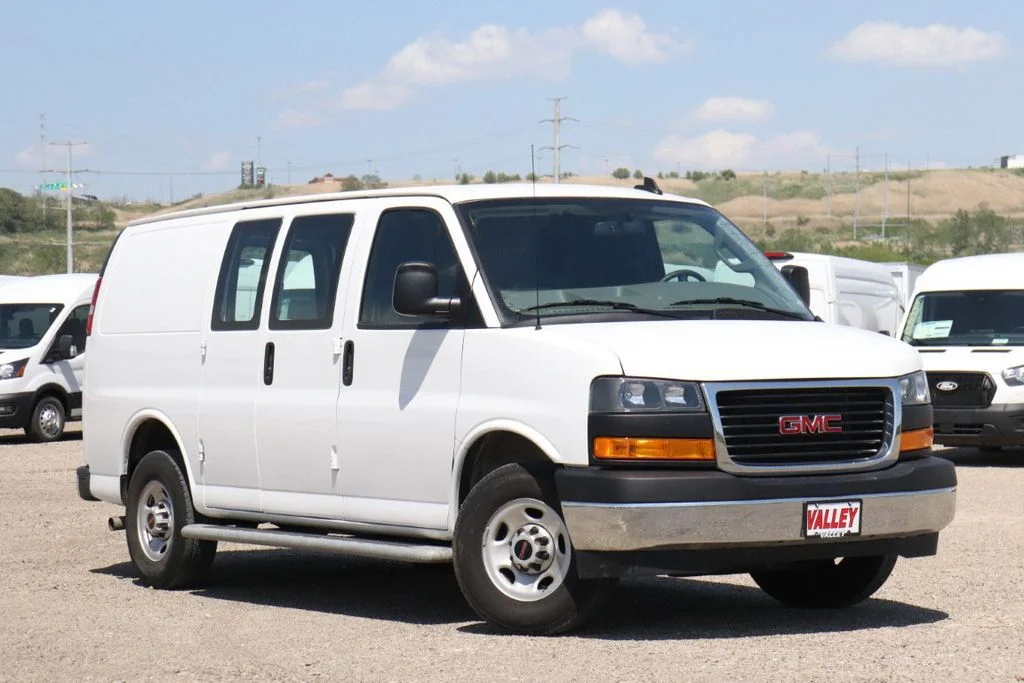 Used 2024 White GMC Work Van image 2