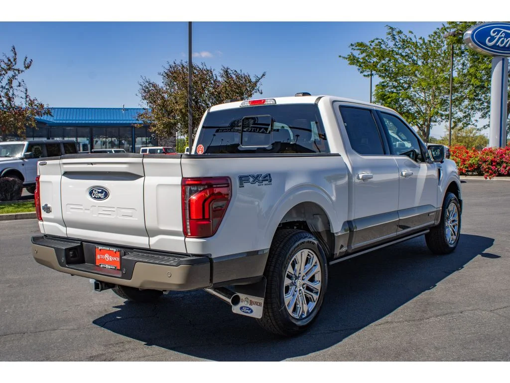 New 2026 Star White Metallic Tri-Coat Ford King Ranch image 8