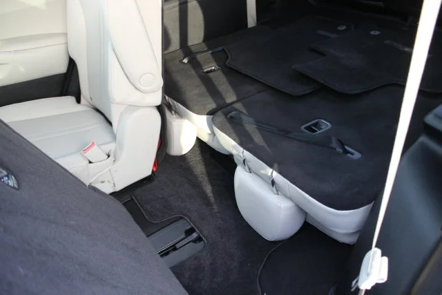 Used 2021 Black Kia S image 25