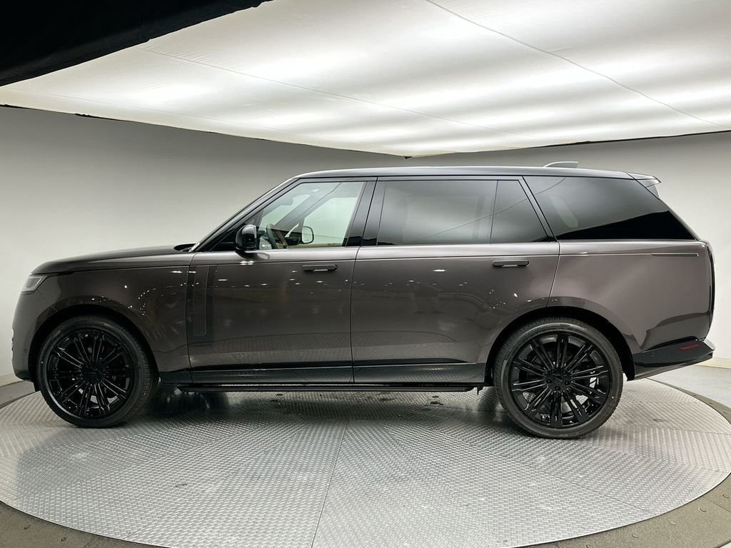 New 2026 Charente Grey LAND ROVER SE 7 Seats image 10