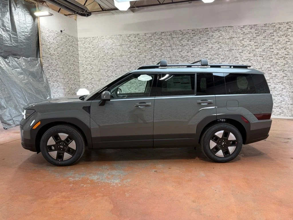 New 2026 Hampton Gray Hyundai SEL image 4