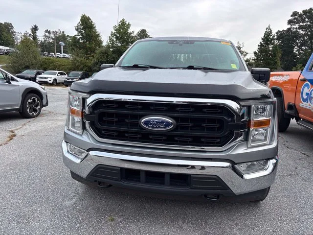 Used 2021 Silver Ford XLT image 3