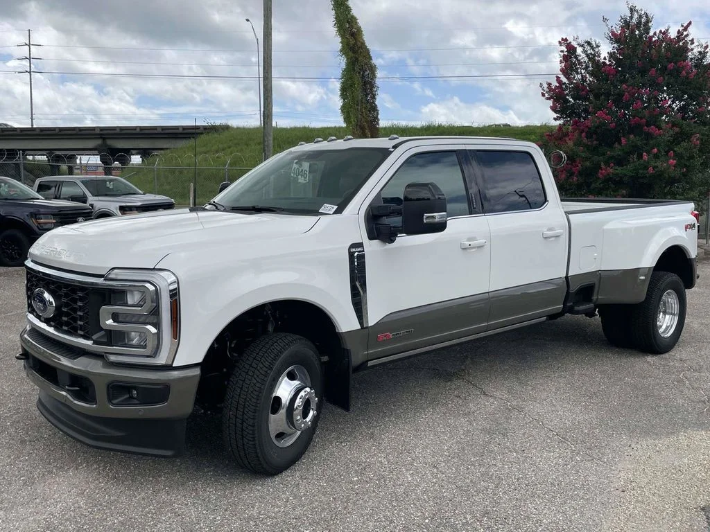 New 2026 White Ford King Ranch image 7