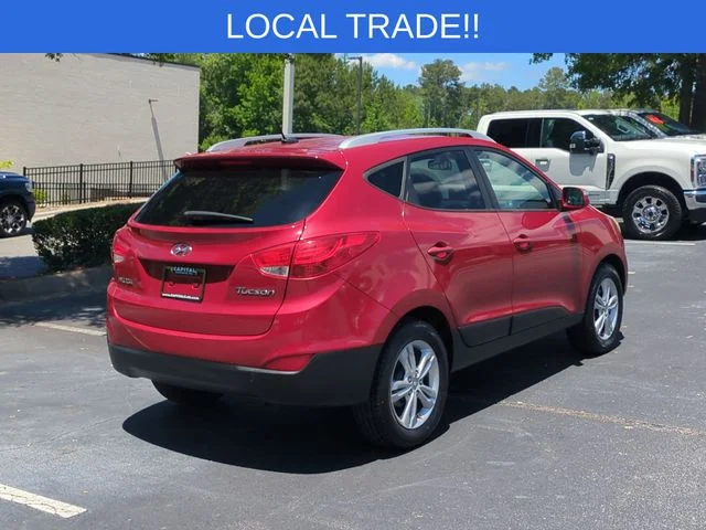 Used 2013 Red Hyundai GLS image 5