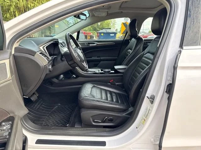 Used 2013 White Platinum Clearcoat Metallic Ford SE Hybrid image 16