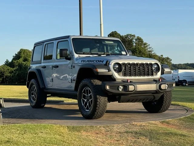 Used 2024 Silver Jeep Rubicon image 1