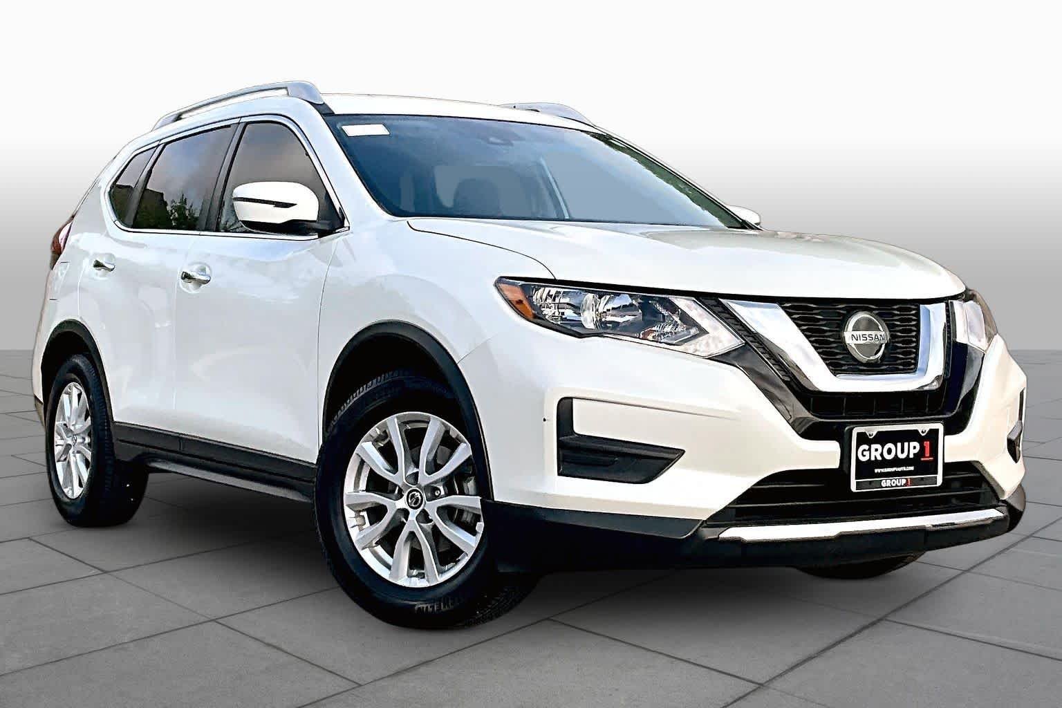 Certified Used 2020 Pearl White Tricoat Nissan SV image 3