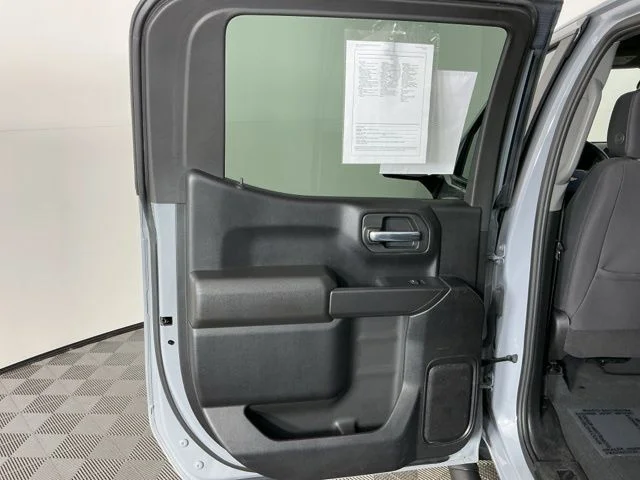 Used 2024 Gray Chevrolet Custom image 23