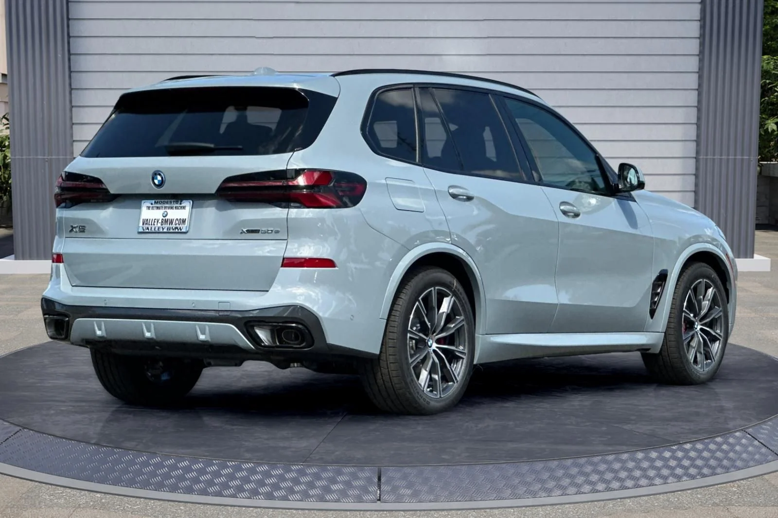 New 2026 Brooklyn Grey Metallic BMW xDrive50e image 4