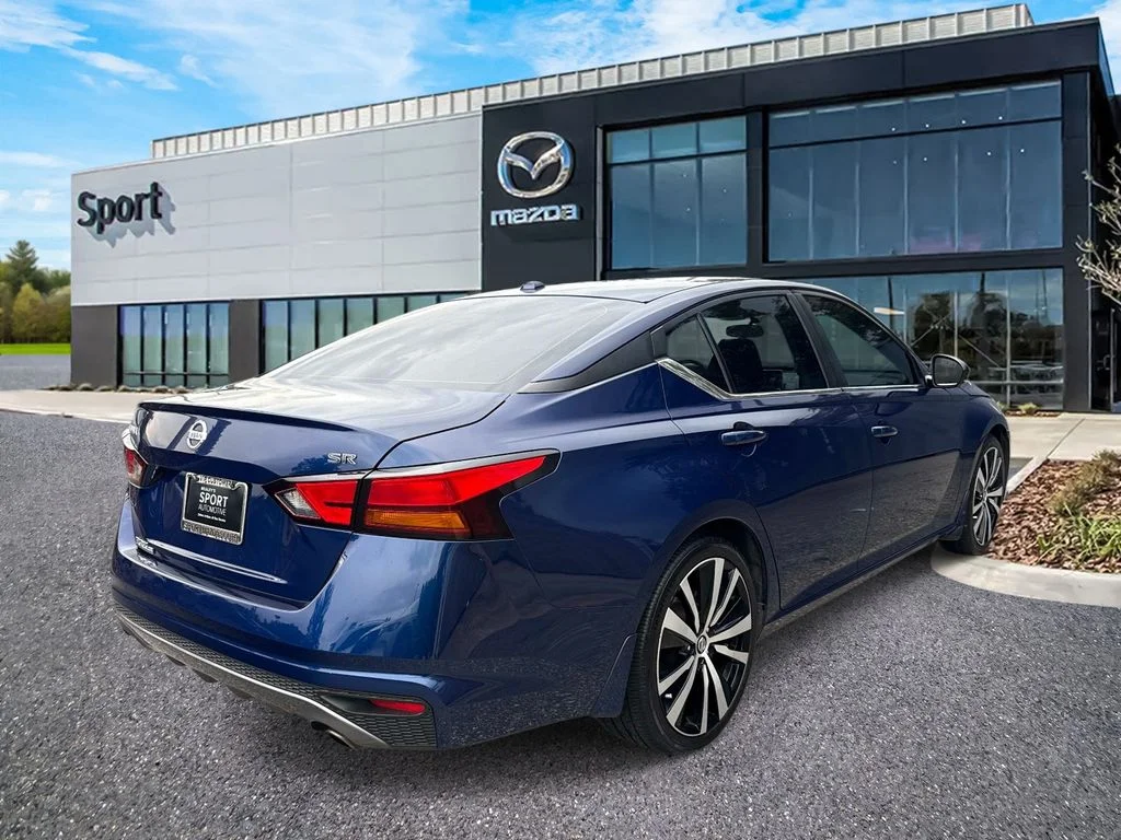 Pre-Owned 2019 Nissan Altima 2.5 SR 4D Sedan in Orlando #ZT165567