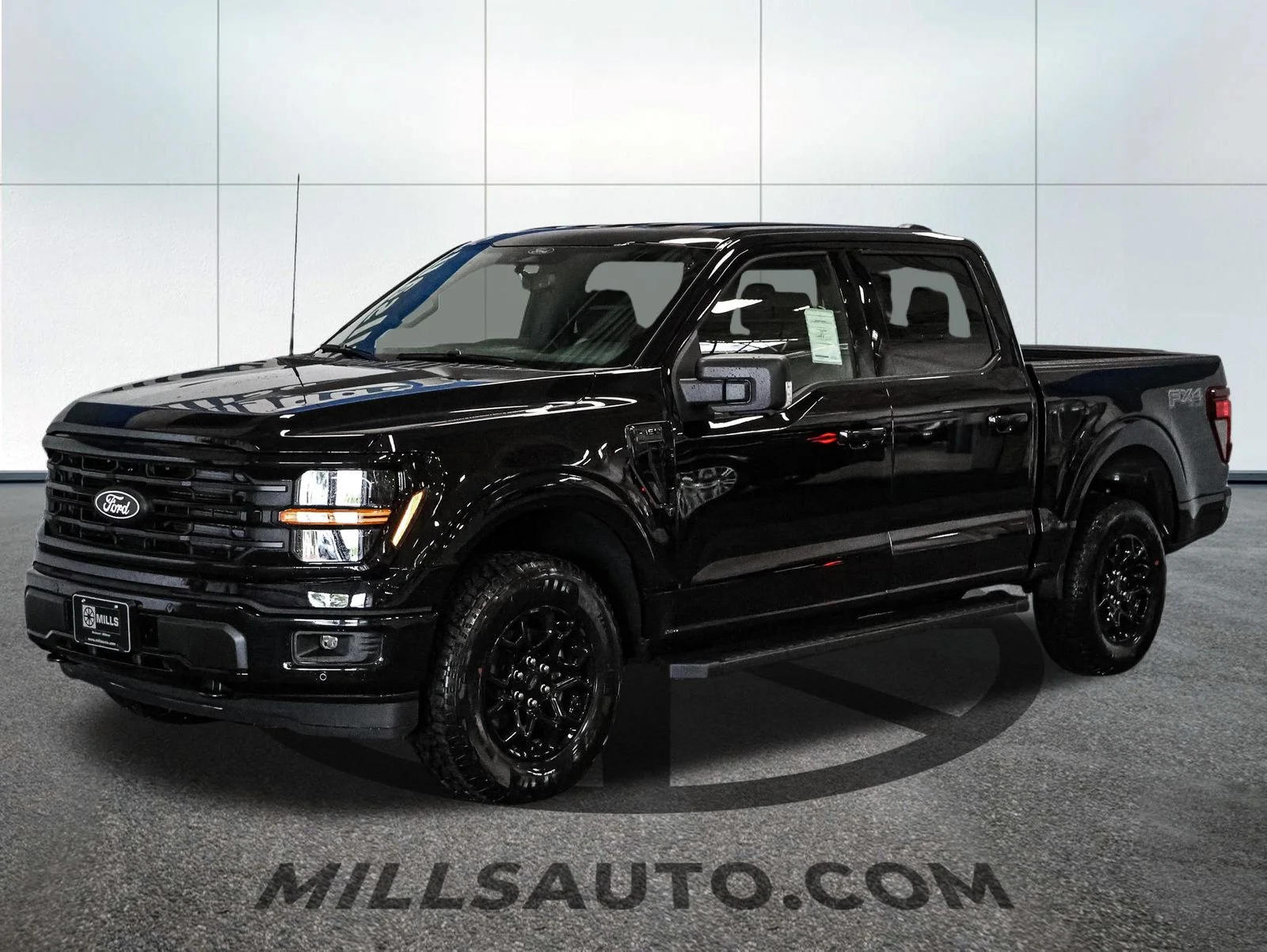 New 2026 Agate Black Metallic Ford XLT image 2