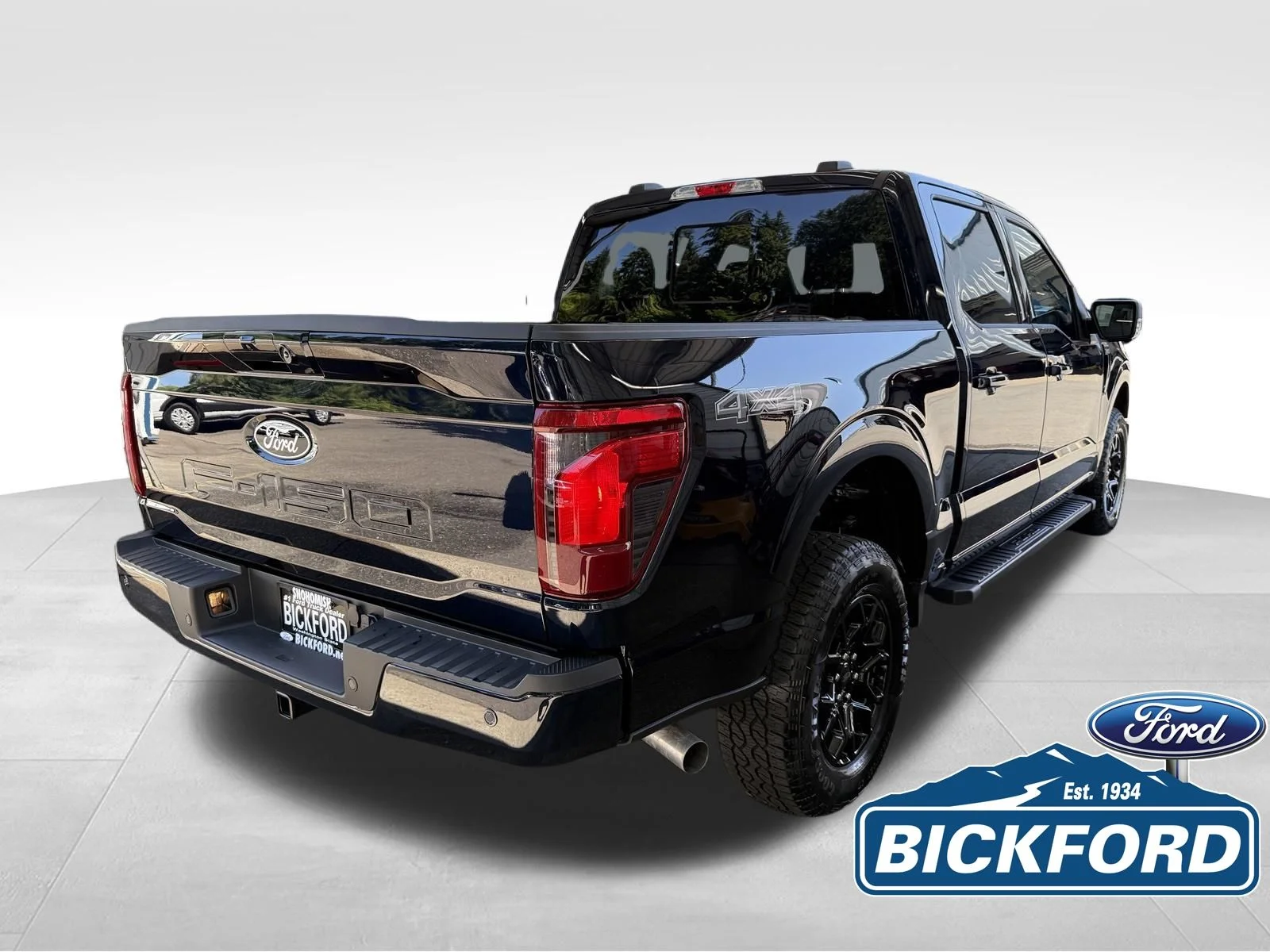 New 2026 Blue Ford XLT image 5